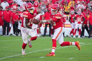 Cine e RB‑ul principal al Kansas City: Isiah Pacheco sau Kareem Hunt?