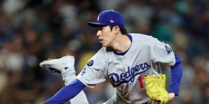 Roki Sasaki întărește aruncătorii de relief ai Dodgers în playoff‑urile din 2025.