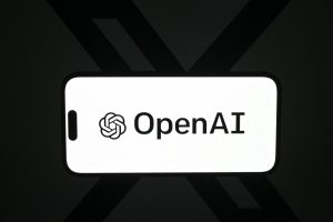 AMD și OpenAI încheie colaborare pentru livrarea de procesoare AI