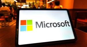 De la Teams la Office, acțiunile Microsoft scad pe fondul îndoielilor privind credibilitatea