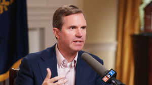 Guvernatorul democrat din Kentucky, stat roșu, vrea să candideze pentru Casa Albă