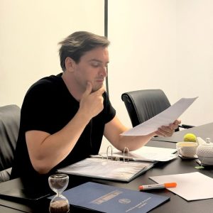 Deputatul Andrei Baciu informează pe Facebook că activitatea de la sfârșitul săptămânii va fi redusă și se pregătește pentru următoarele evenimente