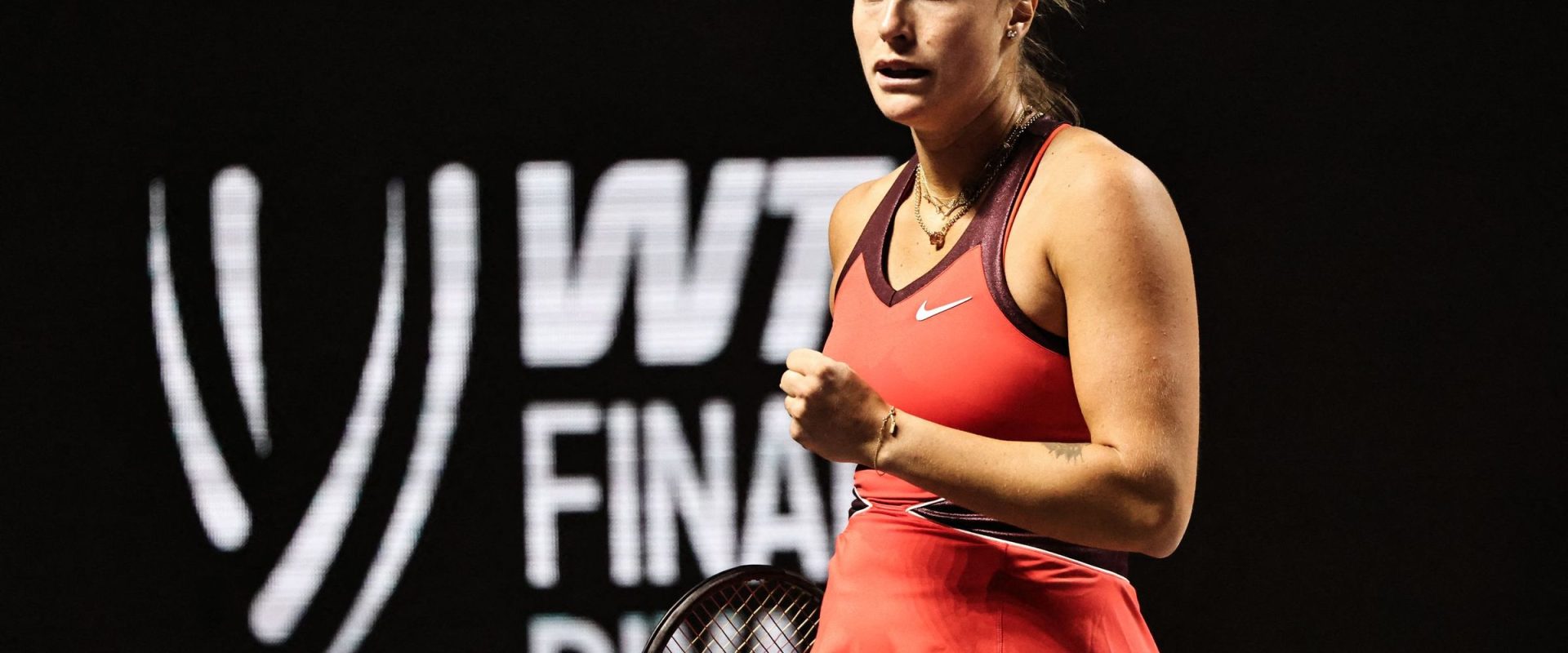 Aryna Sabalenka nici nu se uită la bani. Ce a spus când a fost informată că e la două meciuri de cel mai mare premiu din carieră