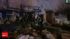 Blocul din Buftea a fost zguduit de o explozie; se teme prăbușirea, cinci răniți, inclusiv un copil