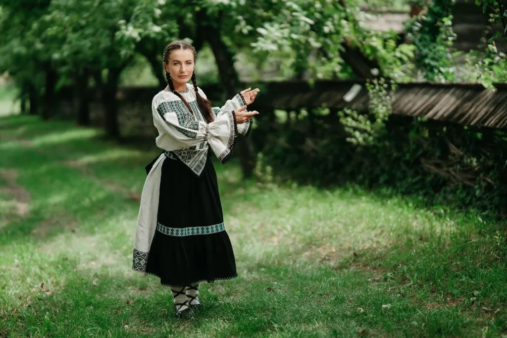 Cântăreață de muzică populară cere unul post TV ca o cunoscută melodie a ei să nu mai fie obiect al luptei „georgiști” – ”anti georgiști”