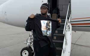 Ce i s-a întâmplat lui Cuffem? Capul ar fi tăiat după ce a căzut de pe balustradă la concertul lui Playboi Carti.