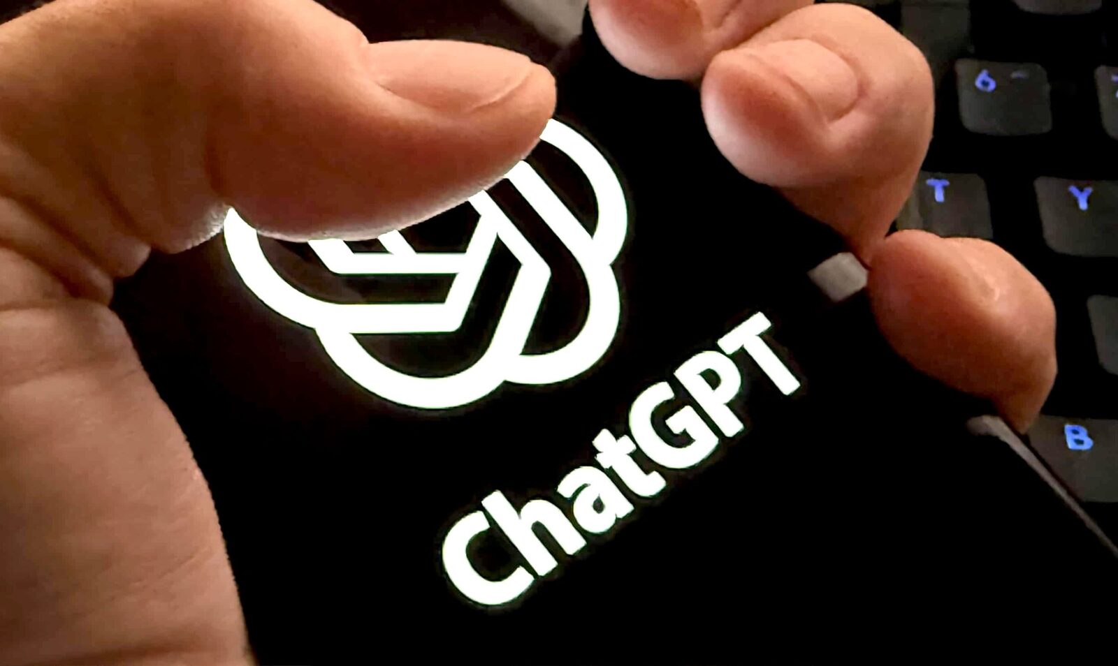 Modul în care hackerii pot decripta mesajele tale, chiar și în chaturi protejate