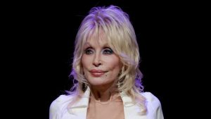 Dolly Parton ratează evenimente din cauza problemelor de sănătate.