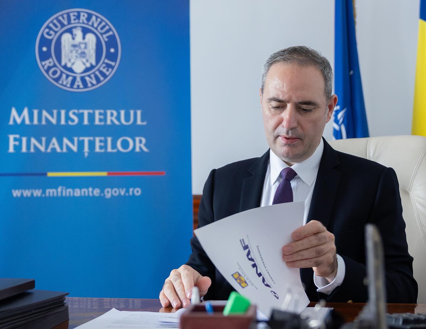 Finanțele: Nu includem în prognoze o eventuală majorare a TVA‑ului pentru bugetul din 2026