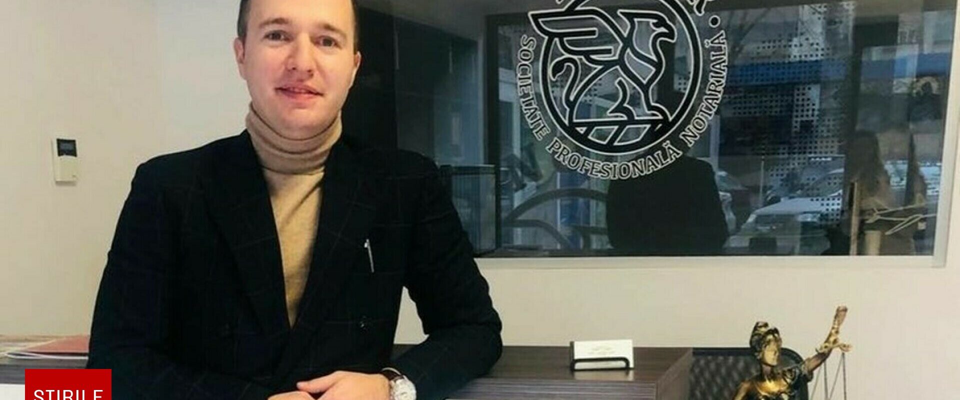 Fiul fostului ministru Tudorel Toader, acuzat că ar fi hărțuit sexual două studente pentru a le promova la examene