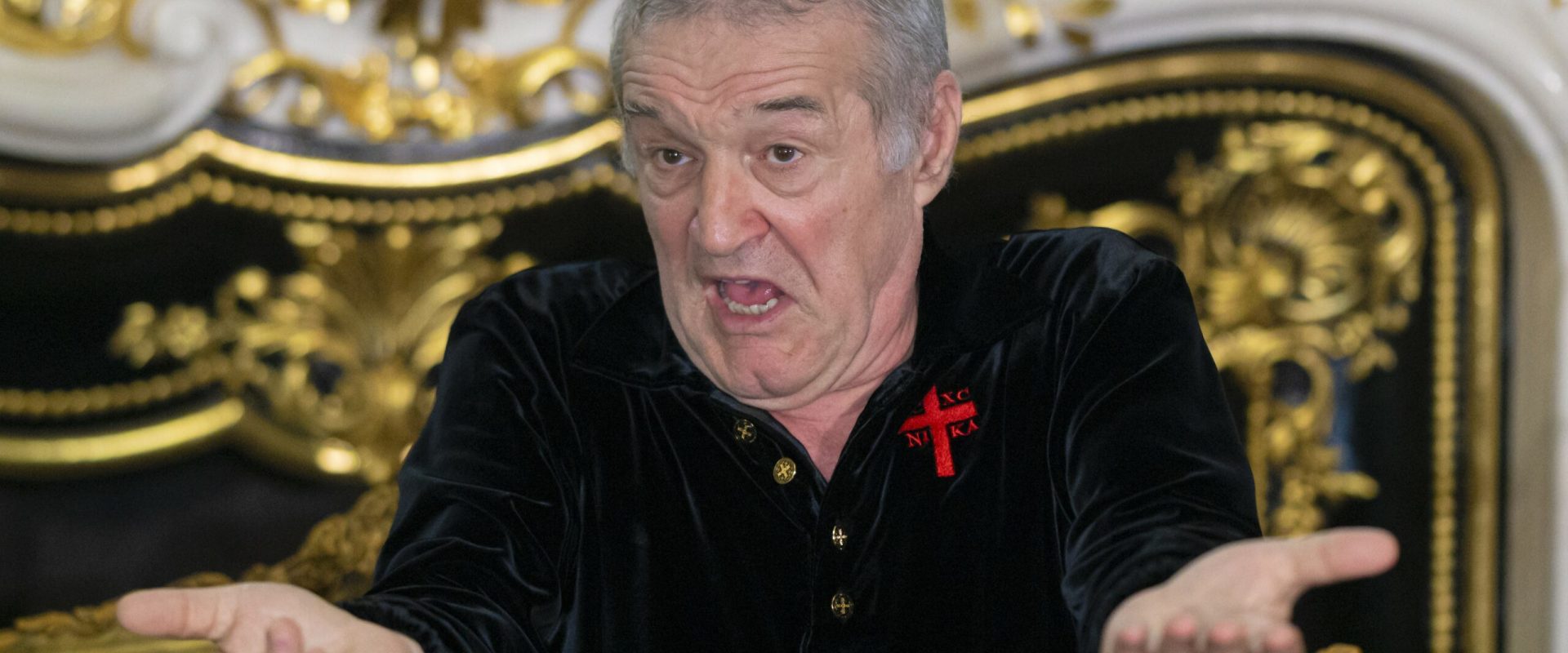 „Îl lasă cu degetul în gură!”