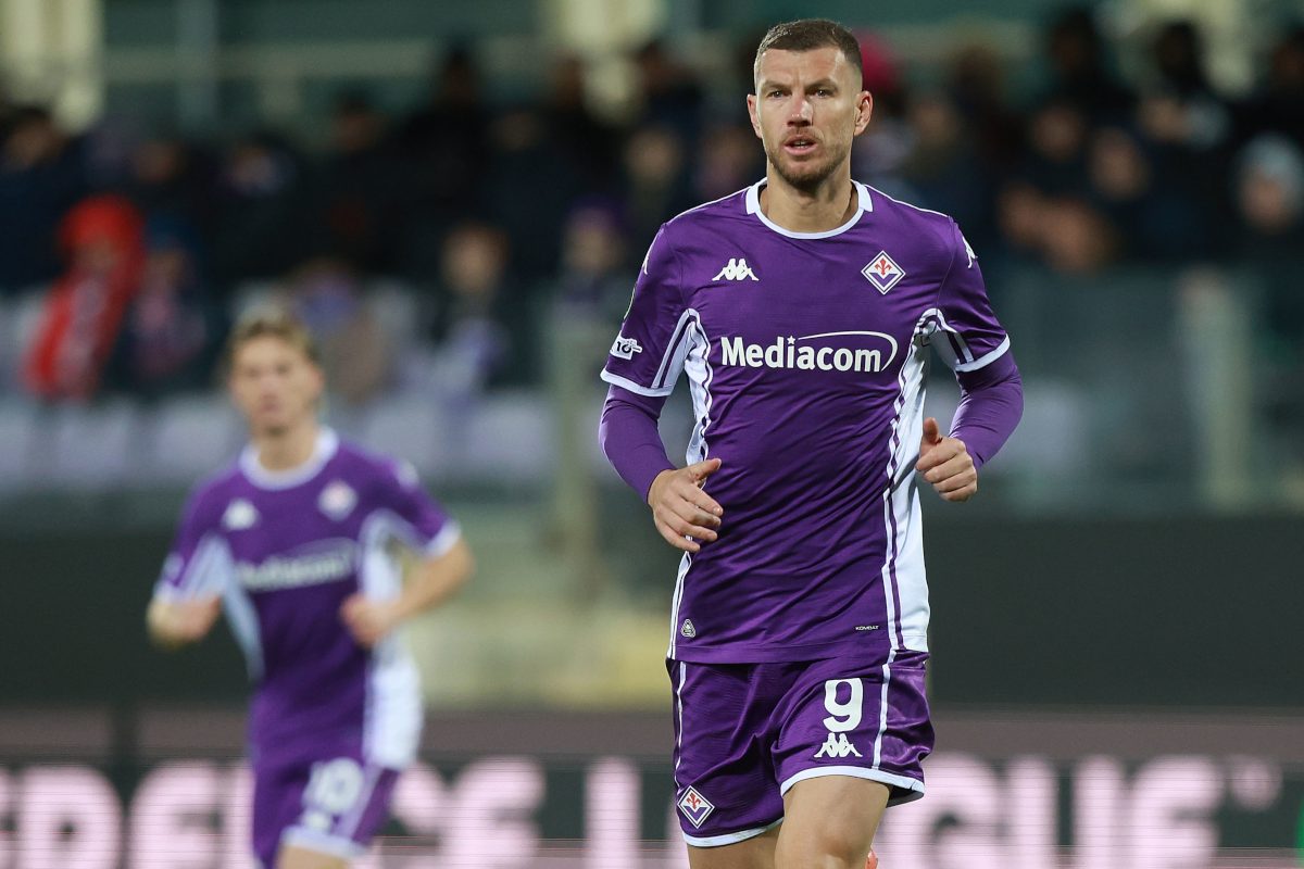 FLORENCE, ITALY - NOVEMBER 27: Edin Dzeko of ACF Fiorentina looks on during the UEFA Conference League 2025/26 League Phase MD4 match between ACF Fiorentina and AEK Athens FC at Stadio Artemio Franchi on November 27, 2025 in Florence, Italy. (Photo by Gabriele Maltinti/Getty Images)