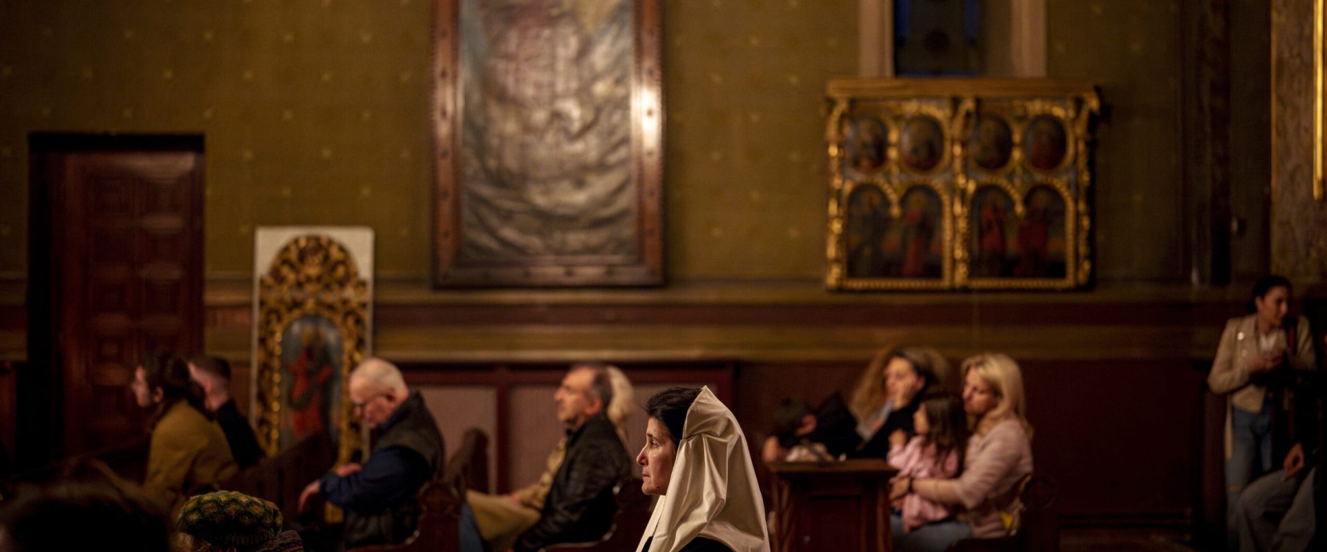 Postul Crăciunului a început pentru credincioșii ortococși. Zilele cu dezlegare la pește din următoarea perioadă