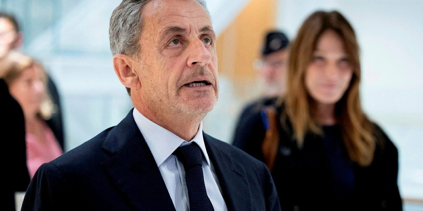 Indiscreții – Singurul aliment pe care Nicolas Sarkozy îl mănâncă în închisoare