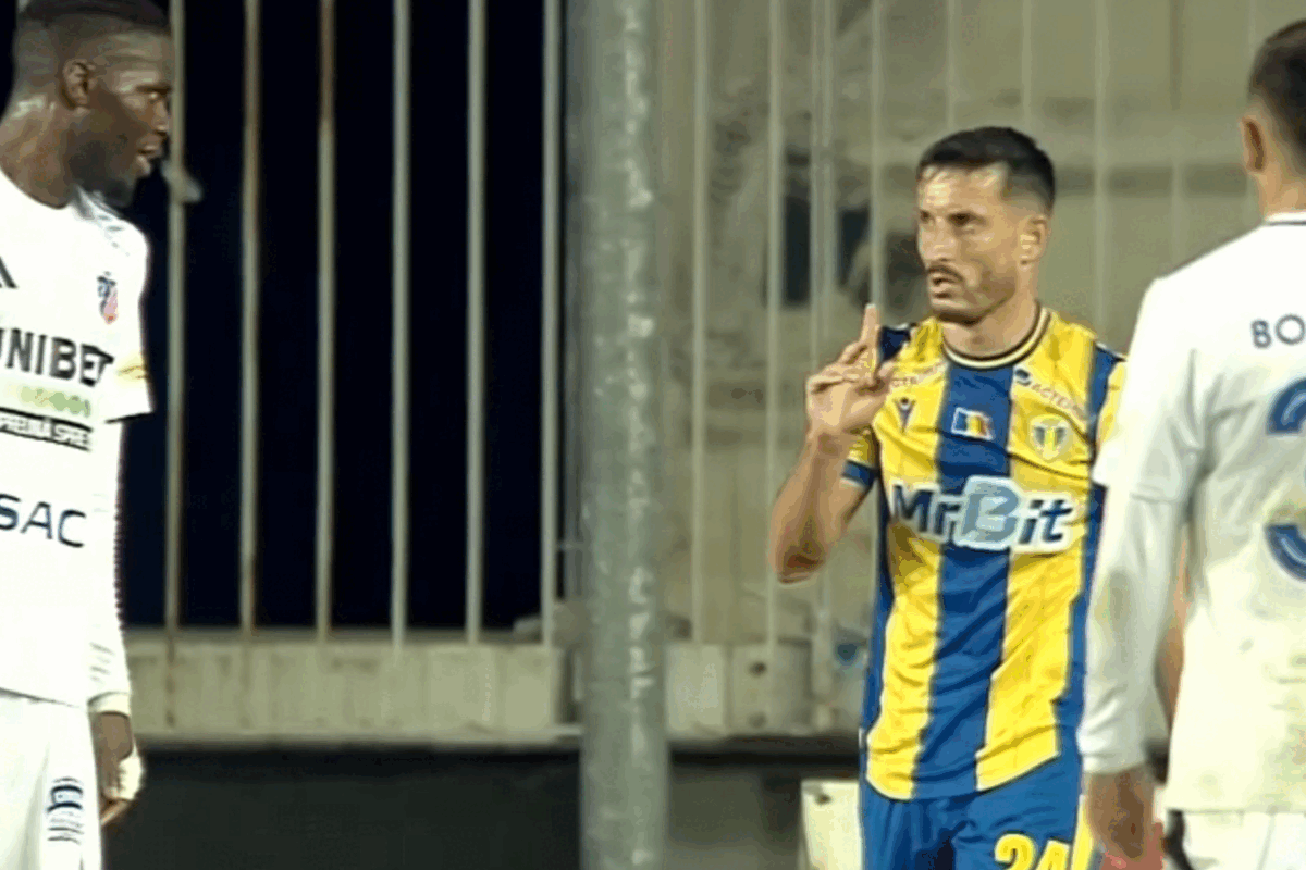 Întregul stadion a asistat la penalty pentru Petrolul