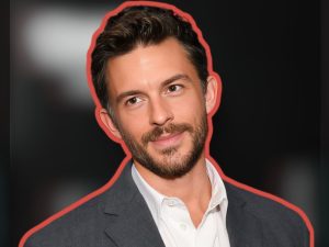 Jonathan Bailey devine primul gay deschis ales Cel mai atrăgător de People