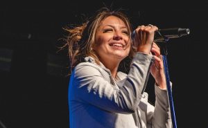 Magui Olave debută: a interpretat live două clasice