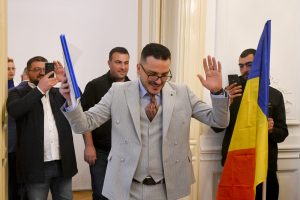 Makavelli se retrage oficial din lupta pentru Primăria Bucureștiului și susține un alt candidat