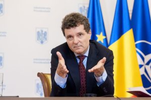 <p><strong>Lege adoptată: înscrierea obligatorie a întâlnirilor dintre parlamentari și alte părți în Registrul Unic de Transparență a Intereselor</strong></p>