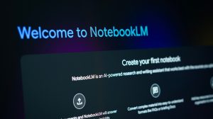 NotebookLM de la Google convertește notițele în clipuri educaționale