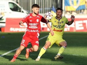 Petrolul – Botoșani, 20:30 pe Digi Sport 1: starturi și posibilă schimbare a liderului