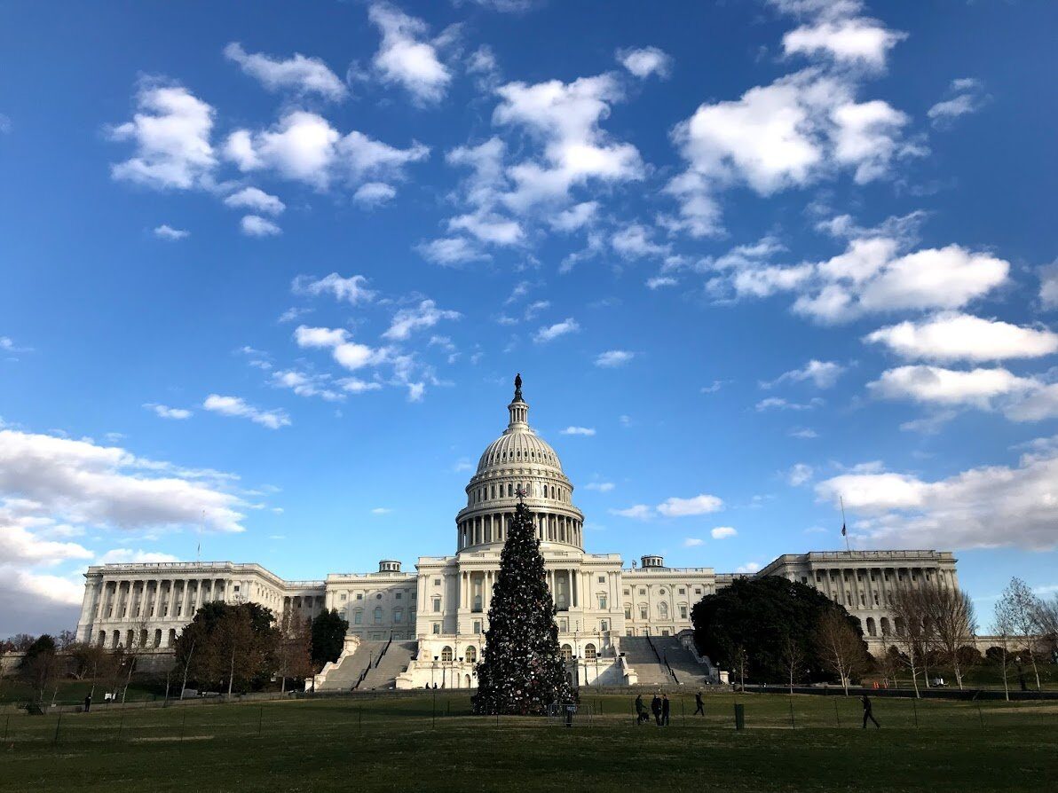 Redimensionarea forțelor americane – Membrii Congresului SUA plănuiesc să oprească retragerea unităților din România și din alte state din Europa de Est, conform informațiilor din Kyiv Post