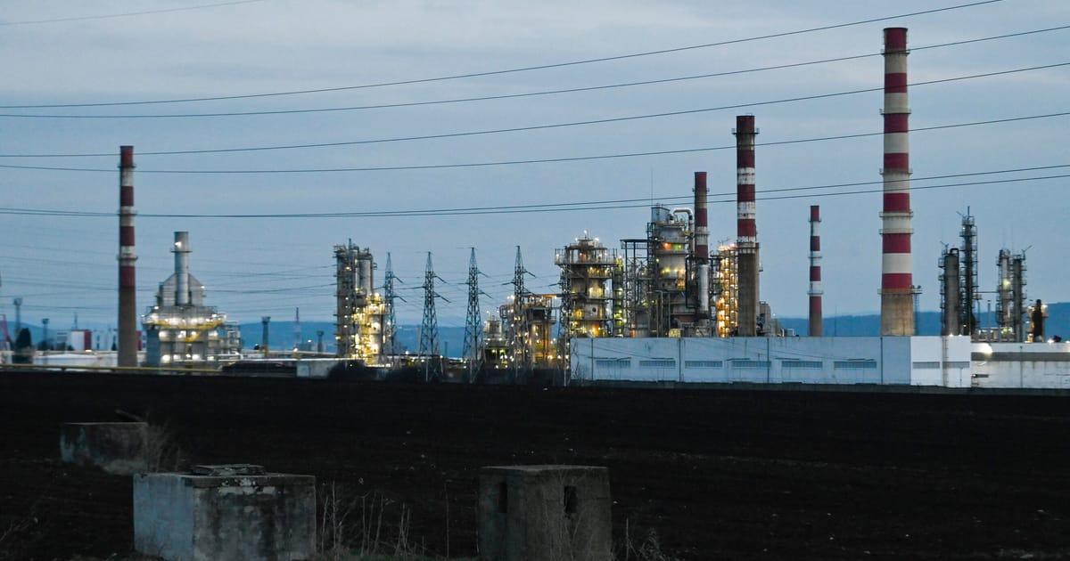 Romania and Bulgaria scramble to protect Russian refineries as Trump sanctions loom – POLITICO
