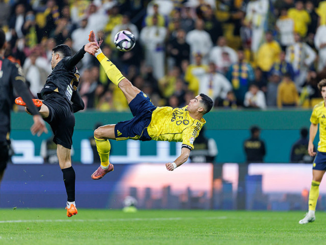 Cristiano Ronaldo i-a înnebunit pe arabi: gol din ”foarfecă”, la 40 de ani