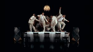 Bang & Olufsen celebrează un secol în domeniul audio, punând în valoare performanța și designul danez