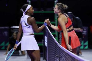 Tenis: Sabalenka învinge pe deținătoarea trofeului, Coco Gauff, la Campionatele mondiale