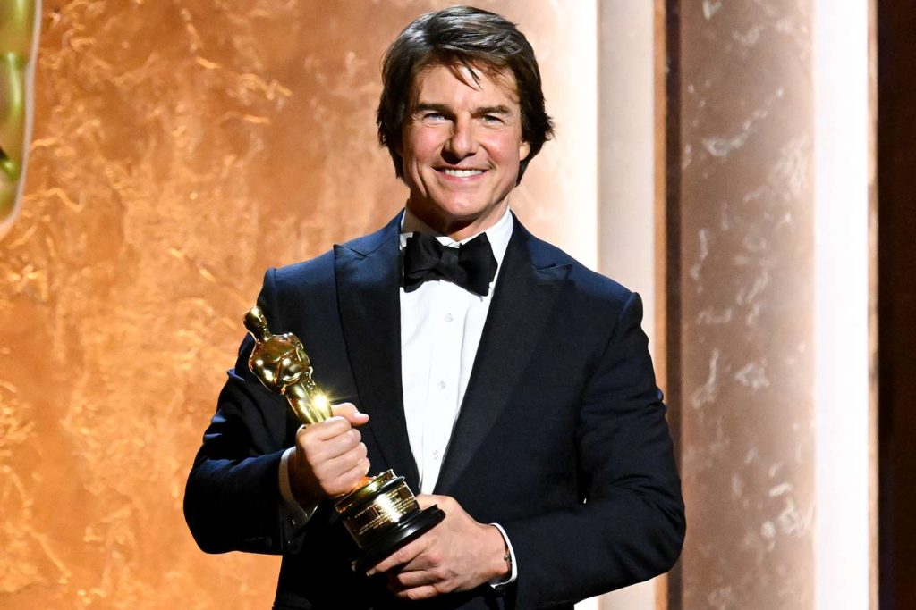 Tom Cruise Receives Honorary Oscar at 2025 Governors Awards