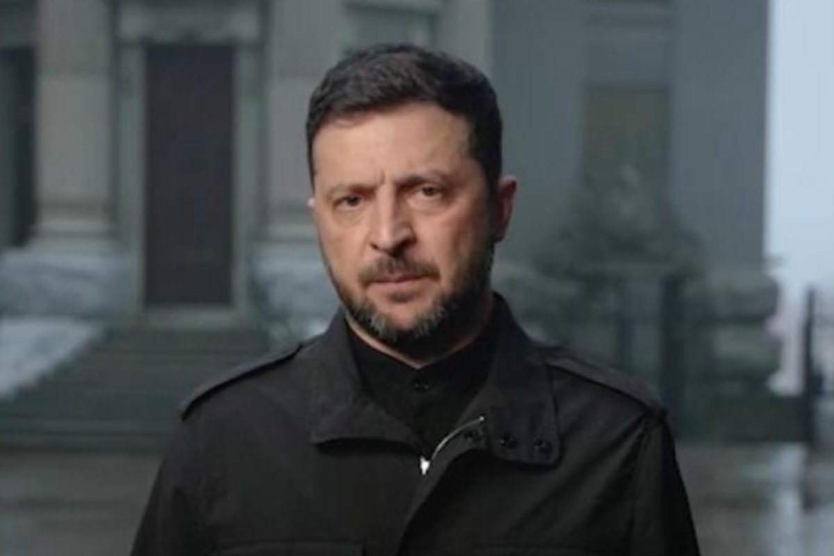 Ucraina - Russia, le notizie sul conflitto in diretta | Putin: «Se Kiev respinge il piano Usa conquisteremo altro territorio»