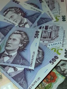 Un oficial al Kremlinului se găsește în rândul magnatelor ruși care și-au obținut ilegal acte de identitate românești.