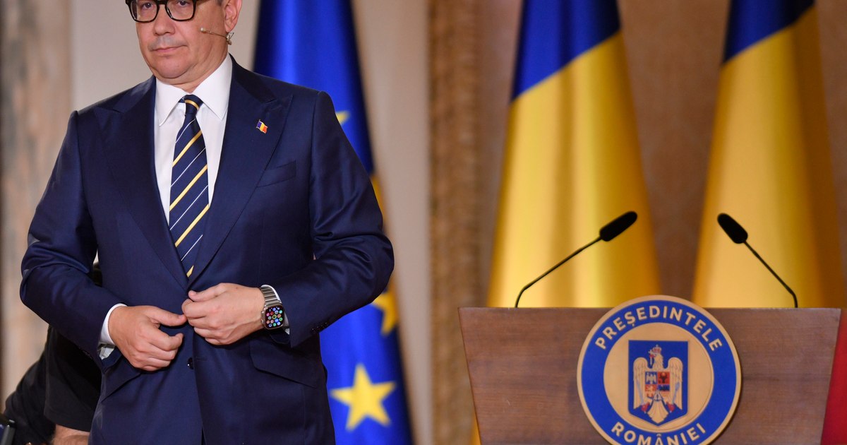 CV-ul unui alt ministru USR, ironizat de Victor Ponta: „A făcut o facultate la București și alta la Târgu Jiu, în același timp”