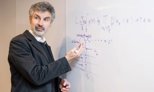 Yoshua Bengio avertizează despre pericolele AI: „Îmi neliniștește nopțile”