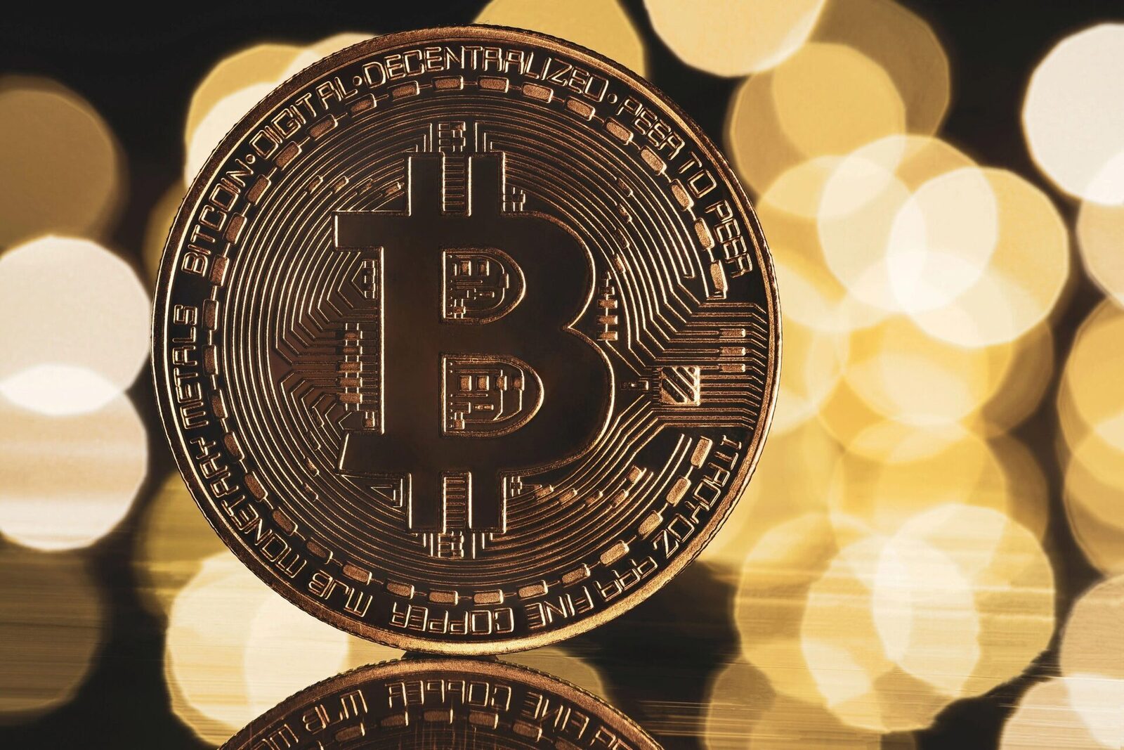 Beijingul vinde în apărare unui escroc și acuză minerii de criptomonede