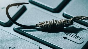 Phishing avansat cu redirecționări inteligente: mecanismul Quantum Route Redirect și pericolul său