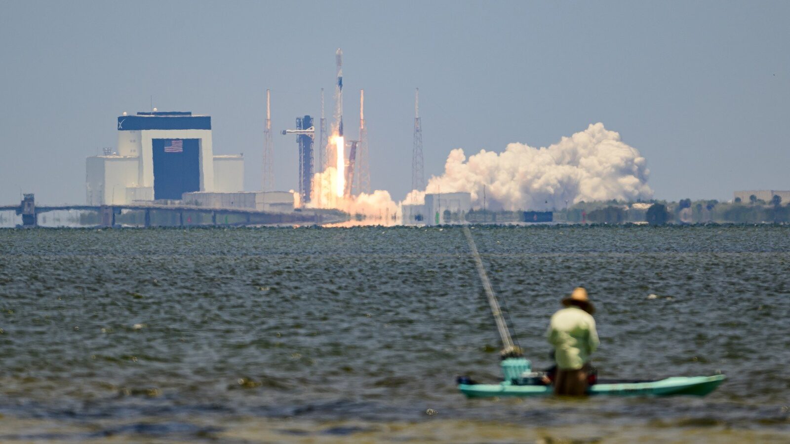China a lansat un război electronic pentru a bloca Starlink peste Taiwan și spune că a găsit soluția