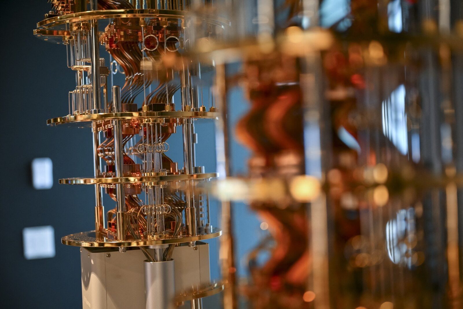 Google prezintă un avans enorm în calcul cuantic: algoritm de 13.000× mai rapid decât supercomputerele