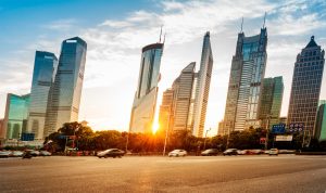 Cum să elimini efectele de rolling shutter și pâlpâirea la filmarea cu LED sau neon