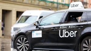 Uber își propune să revoluționeze activitatea, transformându-se în mare parte într-o firmă AI