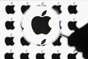 Programatorii europeni protestează împotriva comisioanelor Apple