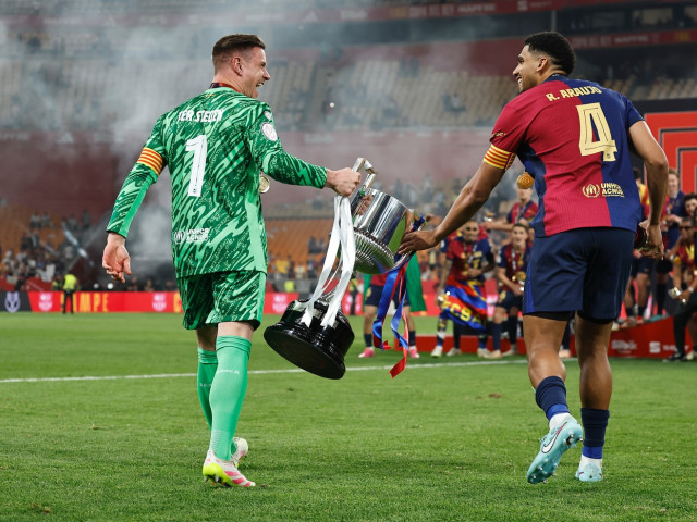 e în lot pentru meciul din Champions League cu Frankfurt
