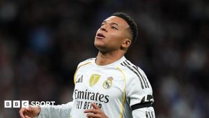 Celta Vigo îi surprinde pe Real Madrid, cu doi jucători eliminaţi