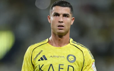 Video: Cristiano Ronaldo scores brace to reach goals No. 955 and 956 and put Al Nassr ahead vs Al‑Akhdoud