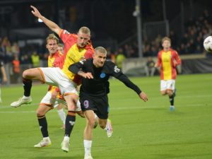 Cum a reușit o fostă adversă a FCSB-ului să efectueze opt modificări într-un meci oficial fără sancțiune