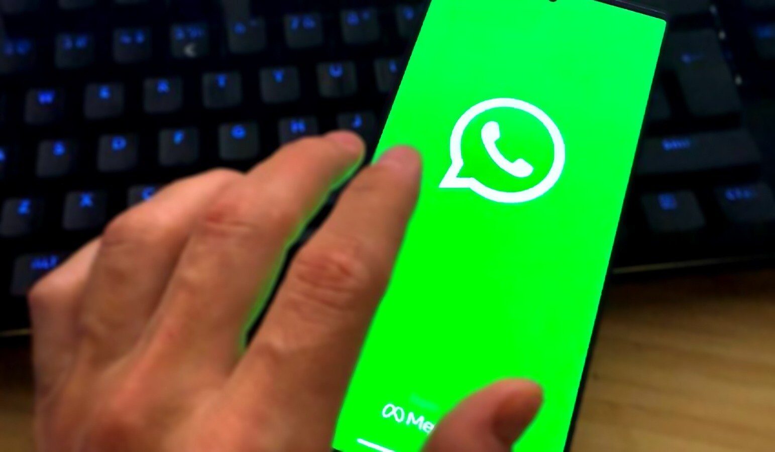 Comisia europeană inițiază anchetă asupra Meta din cauza regulilor WhatsApp privind IA