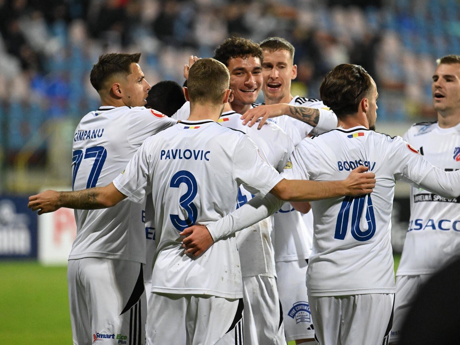Patronul revelației din SuperLiga mizează pe doi jucători de top pentru titlu
