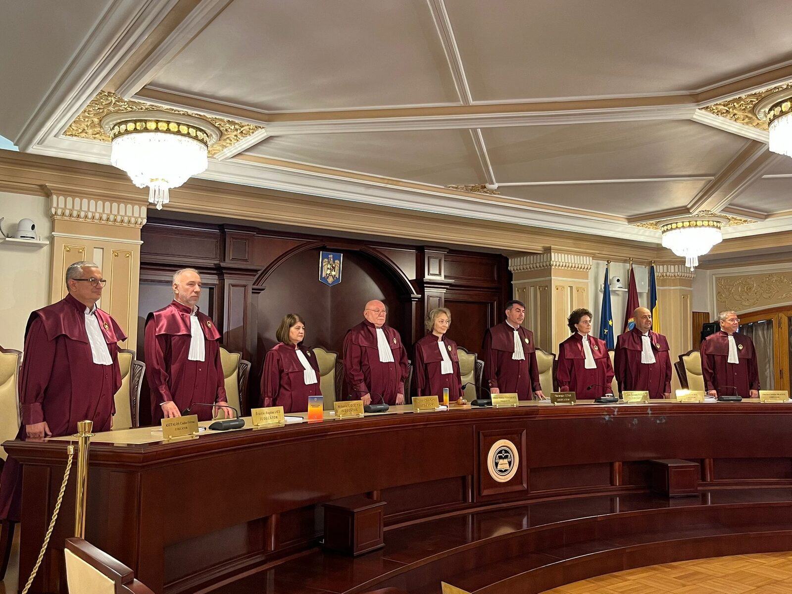 Guvernul avertizează: tensiunea socială din cauza pensi