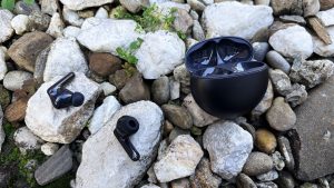 Huawei FreeBuds 7i: căști wireless cu ANC 4.0, IP54, sunet spațial și confort ridicat, la preț corect